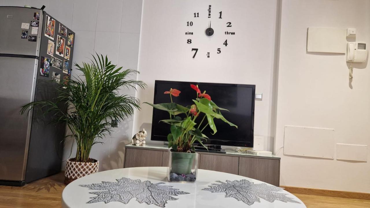Apartamento Bernier Malaga Luaran gambar